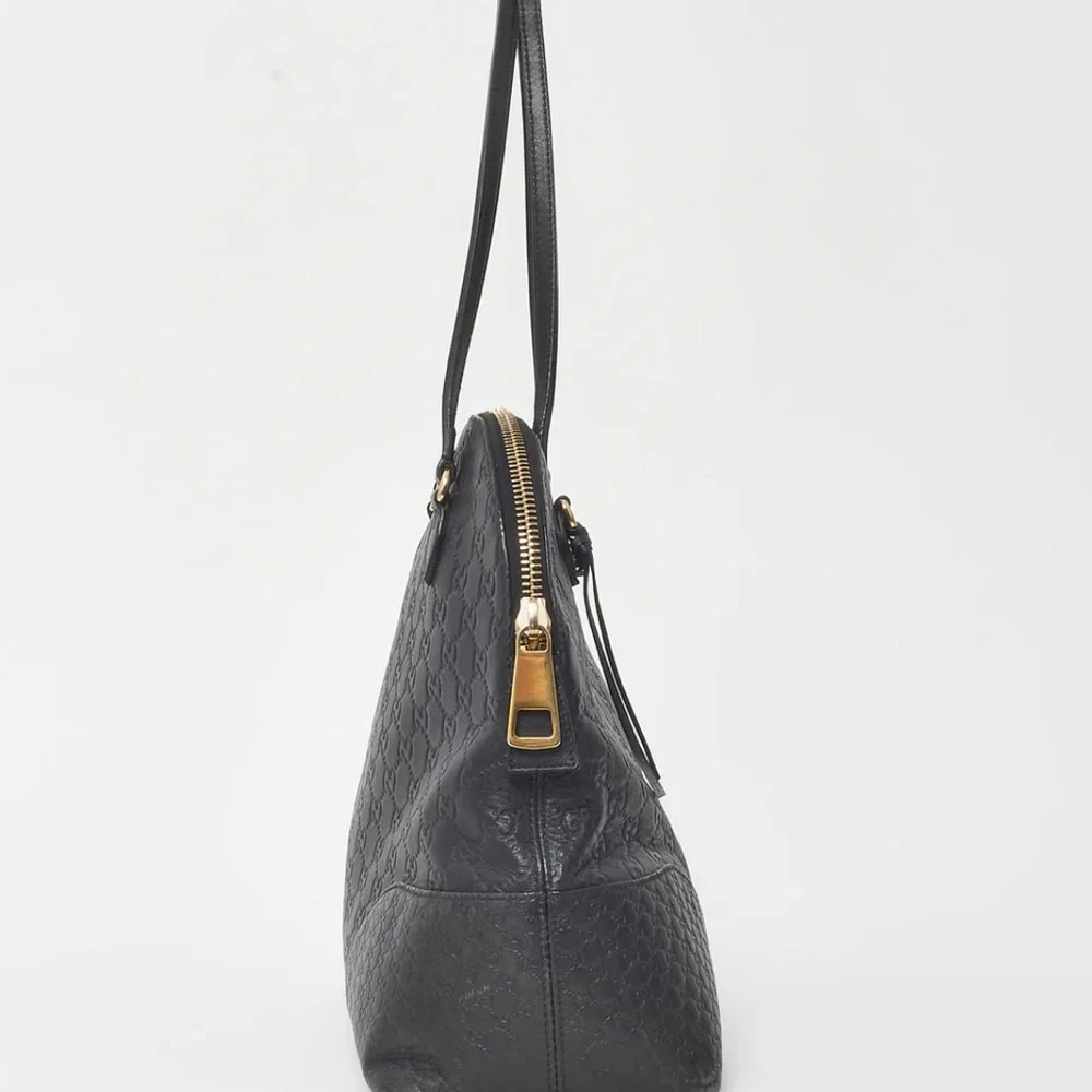 Gucci Black Textured Leather Shoulder Bag - Picture 3 of 11